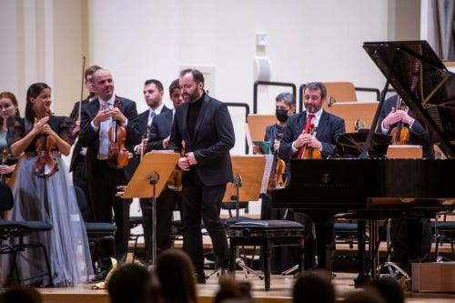 4e640538186342d0218703a7e77df848