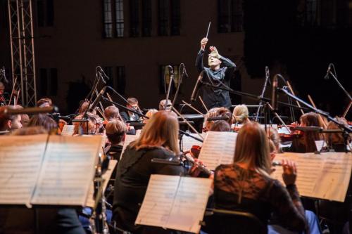 d8bd937d23cce2a58a1e22cd26685ad2