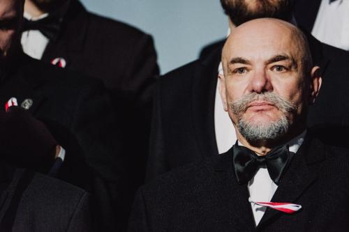 99d810d2b3948f2b681d9db5a6f73b73